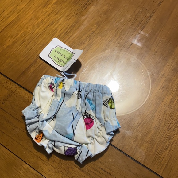 Emerald August - Picture 3 of 5